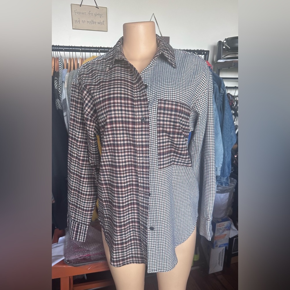 Abercrombie & Fitch Women's Black and Brown Button Down Shirt